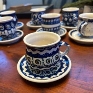POLISH POTTERY 3 OZ ESPRESSO CUP & SAUCER in swirl/ star pattern